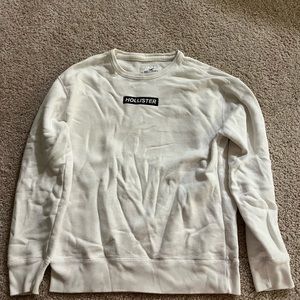 White Hollister crew neck sweat shirt
